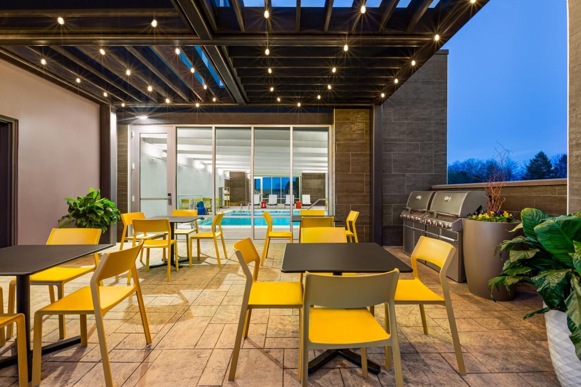 Home2 Suites By Hilton York Exteriör bild