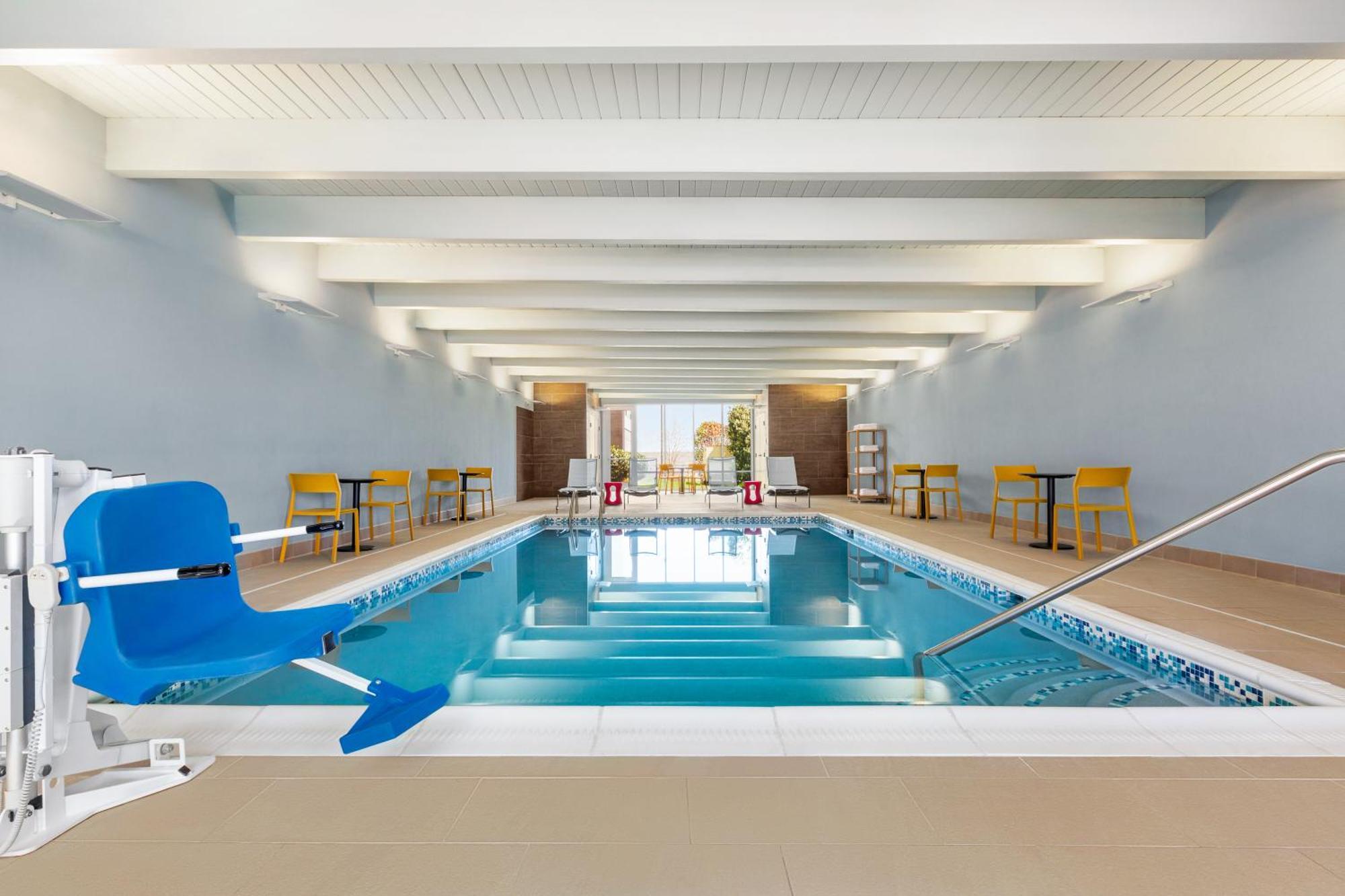 Home2 Suites By Hilton York Exteriör bild